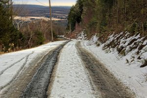 5 Hazards of Driving in Thawing Weather | The Jeep Store