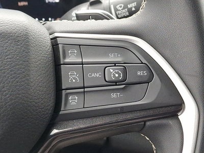 2023 Jeep Grand Cherokee Laredo