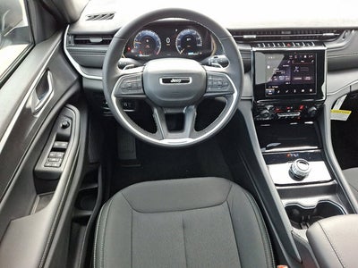 2025 Jeep Grand Cherokee Laredo X