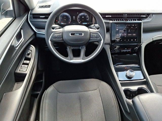 2023 Jeep Grand Cherokee Laredo X