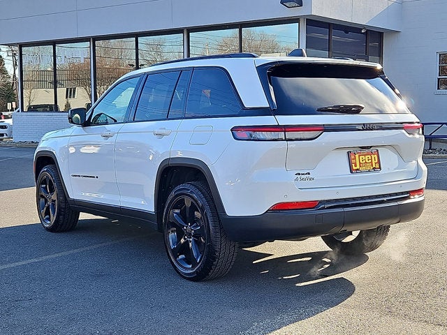 2022 Jeep Grand Cherokee Altitude