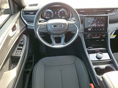 2025 Jeep Grand Cherokee Laredo X