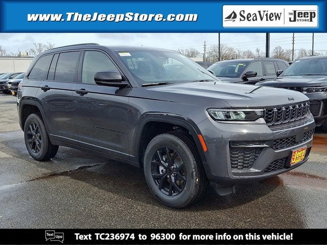 2026 Jeep Grand Cherokee Laredo Altitude