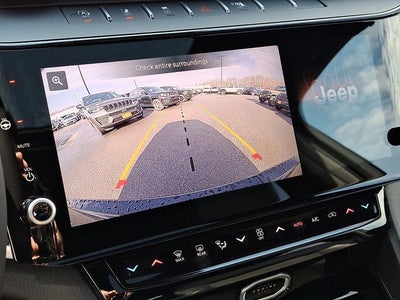 2026 Jeep Grand Cherokee Laredo Altitude