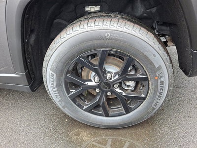 2026 Jeep Grand Cherokee Laredo Altitude