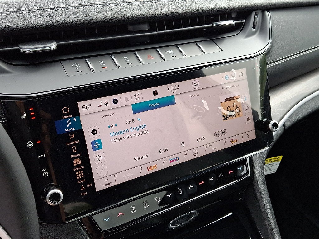 2026 Jeep Grand Cherokee Altitude