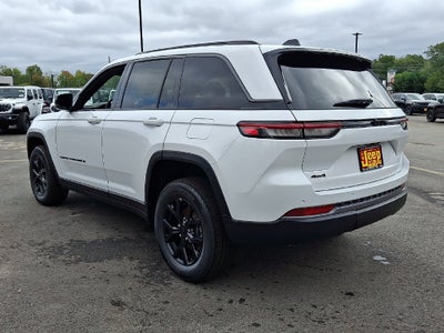 2026 Jeep Grand Cherokee Altitude