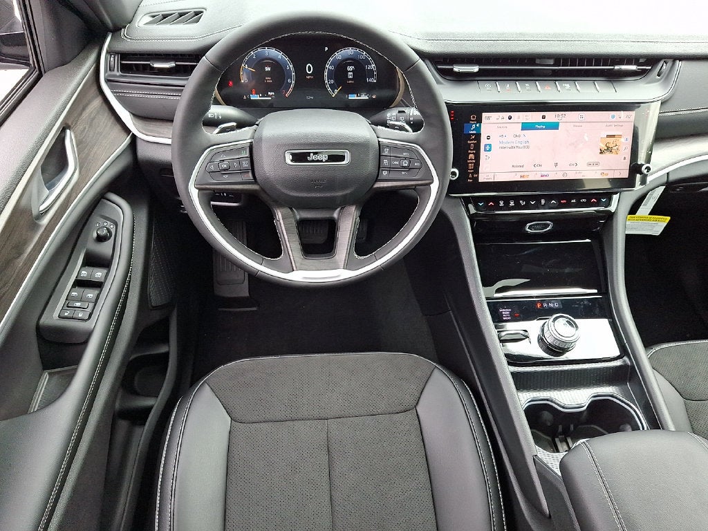 2026 Jeep Grand Cherokee Altitude