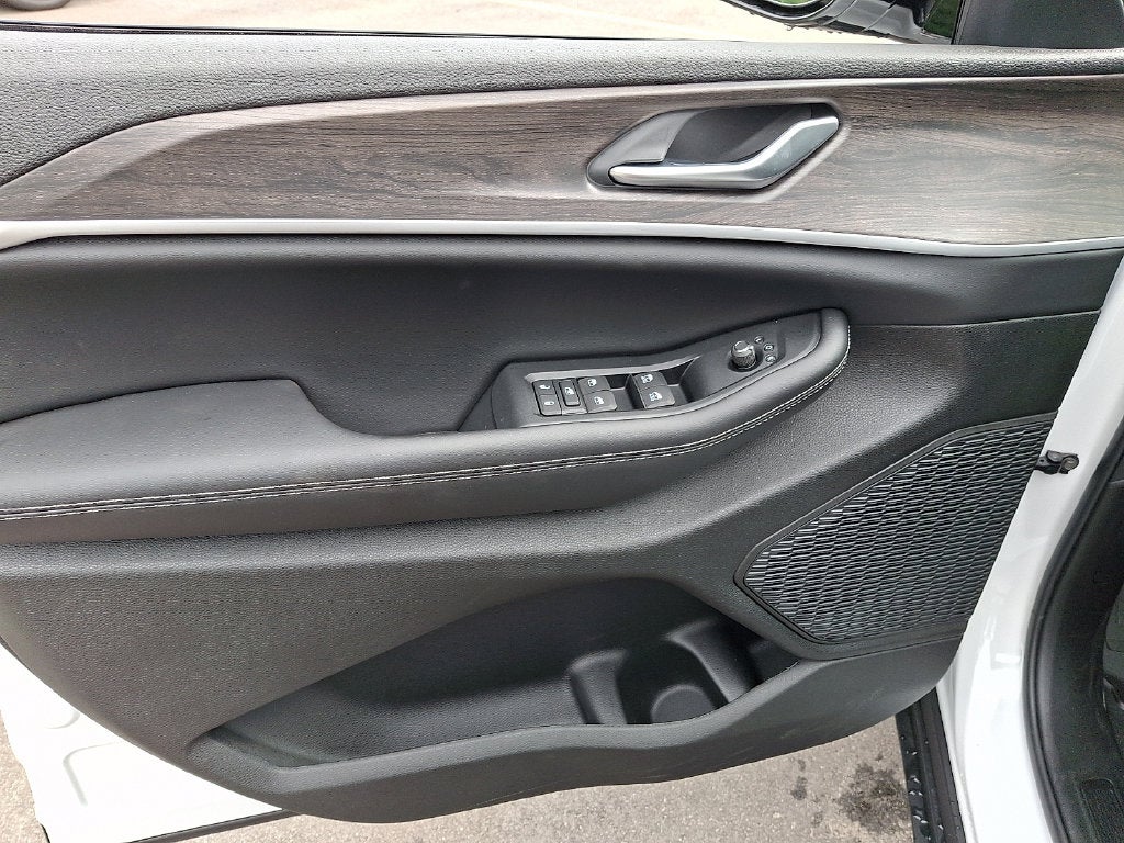 2026 Jeep Grand Cherokee Altitude