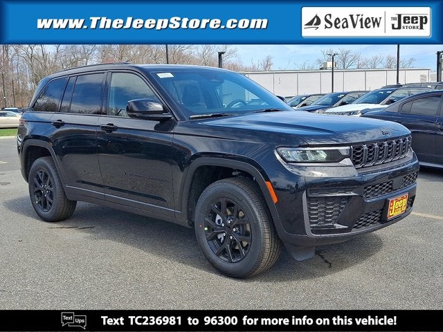 2026 Jeep Grand Cherokee Laredo Altitude