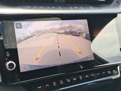 2026 Jeep Grand Cherokee Laredo Altitude