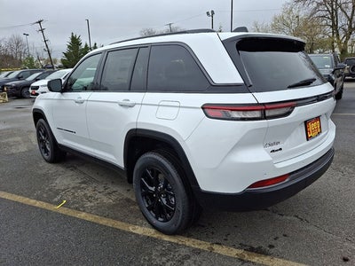 2026 Jeep Grand Cherokee Laredo Altitude