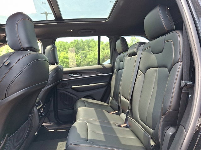 2026 Jeep Grand Cherokee 85th Anniversary Edition
