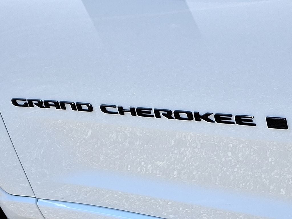 2026 Jeep Grand Cherokee Limited Reserve