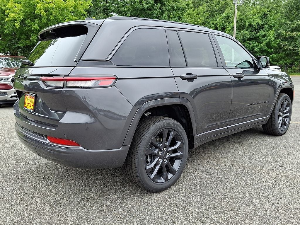 2026 Jeep Grand Cherokee Limited Reserve