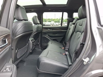 2026 Jeep Grand Cherokee Limited Reserve