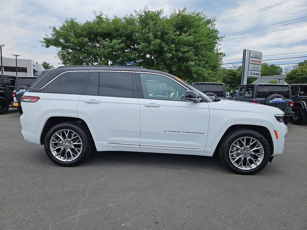 2025 Jeep Grand Cherokee Summit