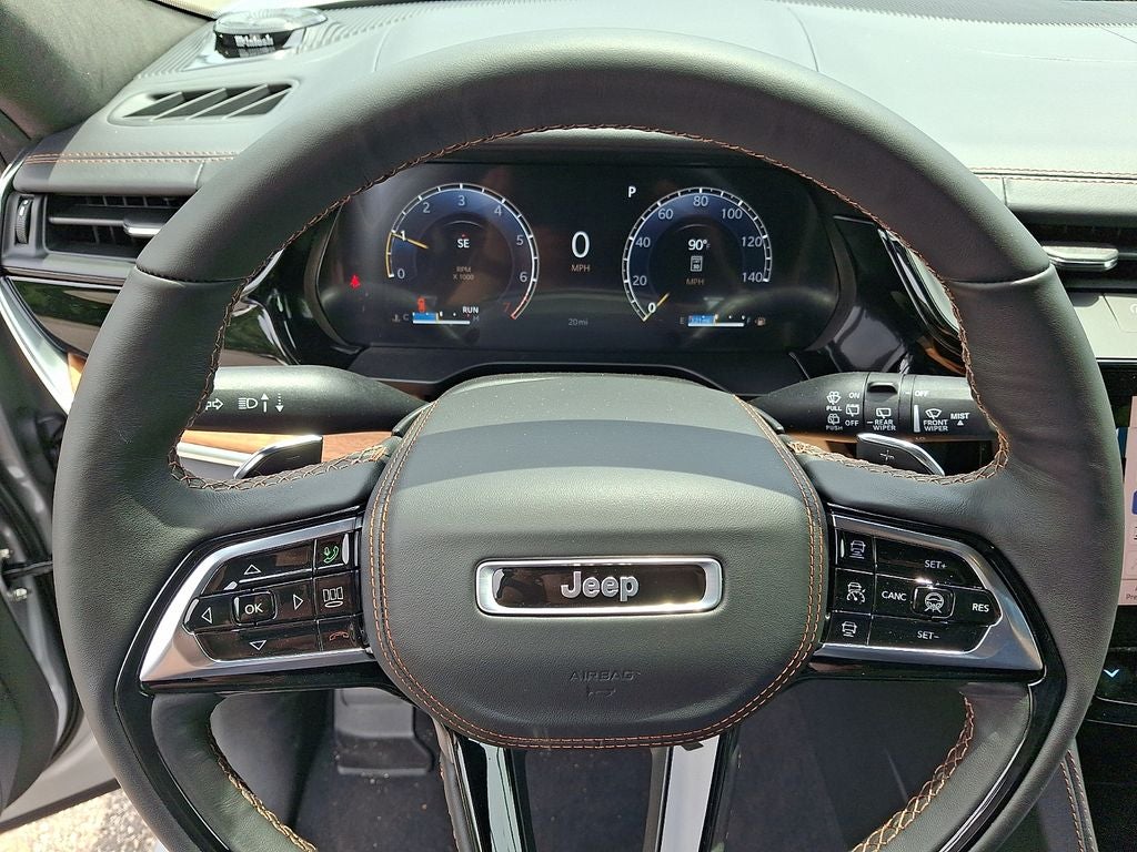 2026 Jeep Grand Cherokee Summit