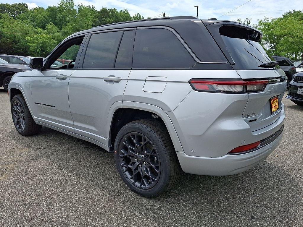 2026 Jeep Grand Cherokee Summit