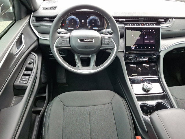2025 Jeep Grand Cherokee L Laredo X