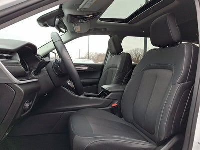 2022 Jeep Grand Cherokee L Laredo