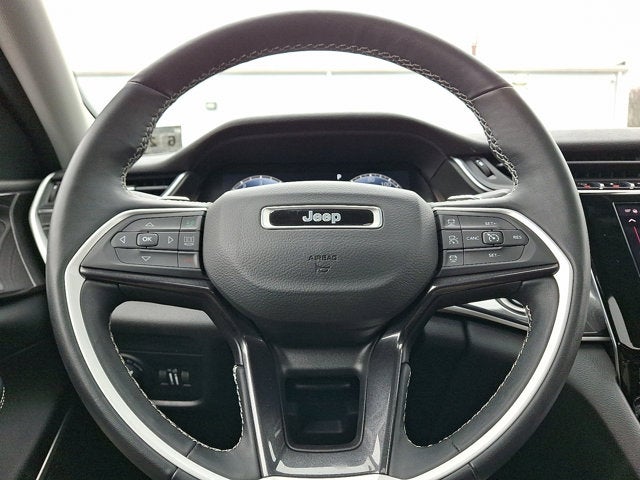 2022 Jeep Grand Cherokee L Laredo