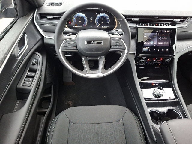 2025 Jeep Grand Cherokee L Laredo X