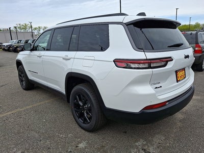 2026 Jeep Grand Cherokee L Laredo Altitude