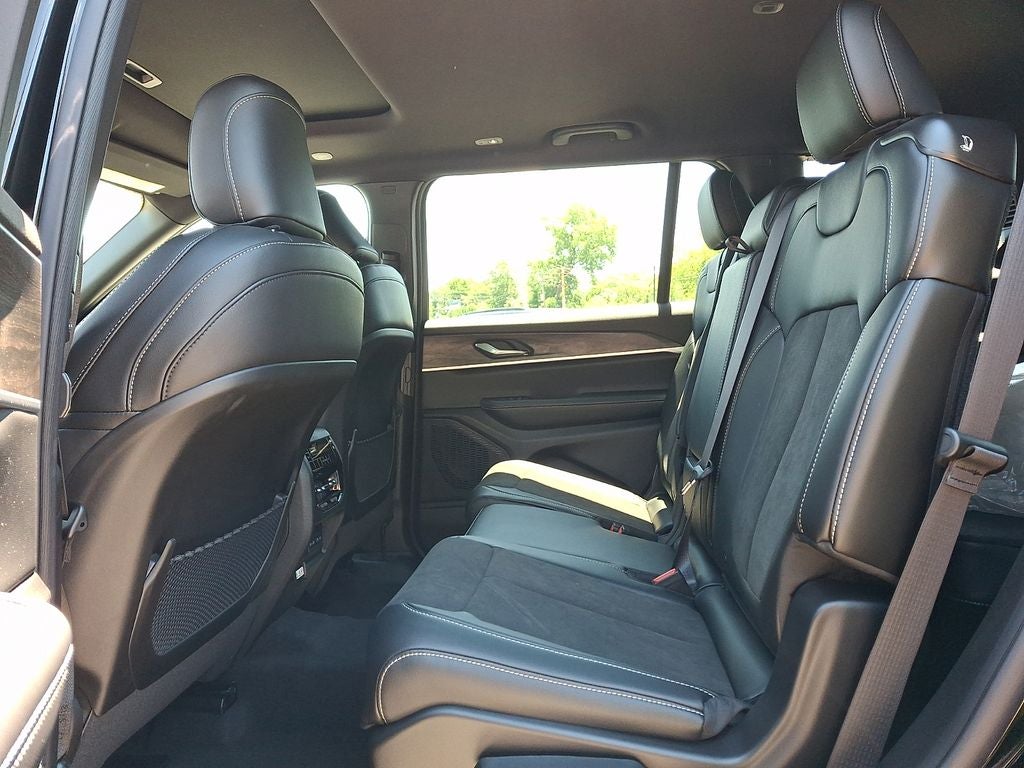 2026 Jeep Grand Cherokee L Altitude