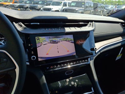 2026 Jeep Grand Cherokee L Laredo Altitude