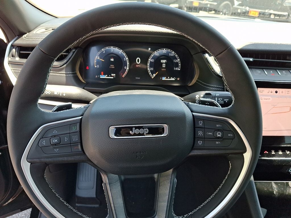 2026 Jeep Grand Cherokee L Laredo Altitude