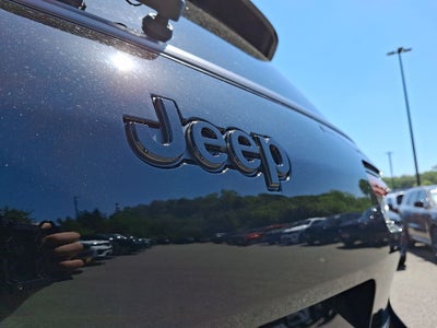 2026 Jeep Grand Cherokee L Laredo Altitude