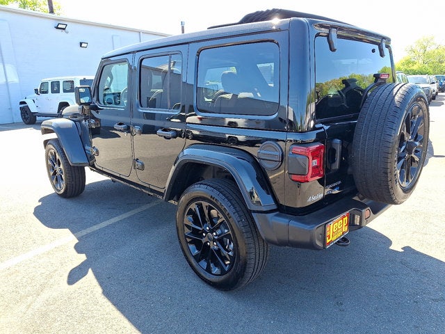 2025 Jeep Wrangler 4xe Sahara
