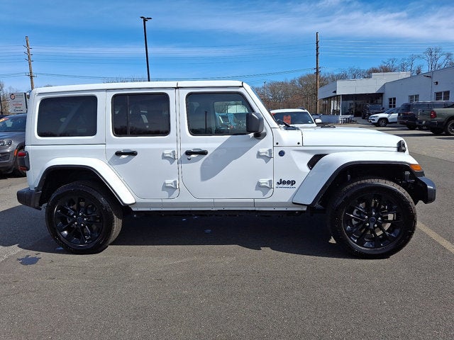 2025 Jeep Wrangler 4xe Sahara