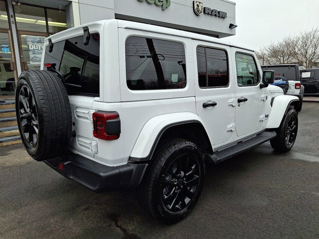 2025 Jeep Wrangler 4xe Sahara