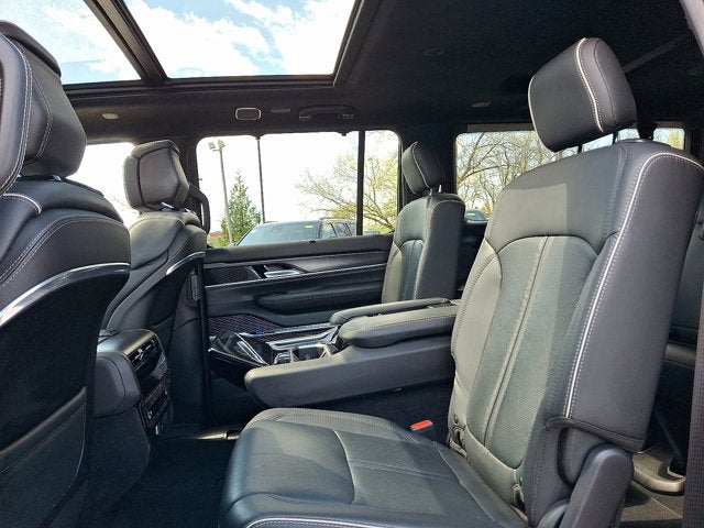 2025 Jeep Grand Wagoneer L Series II Obsidian