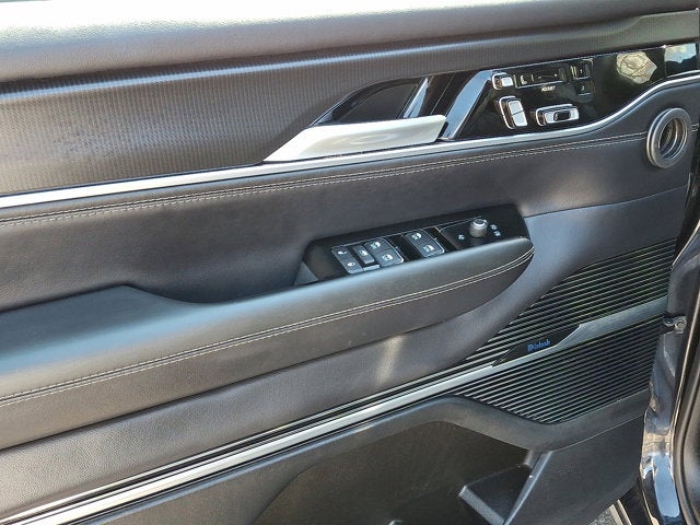 2025 Jeep Grand Wagoneer L Series II Obsidian