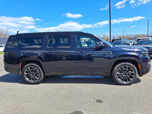 2025 Jeep Grand Wagoneer L Series II Obsidian
