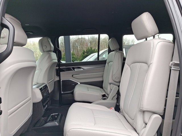 2026 Jeep Grand Wagoneer 4x4