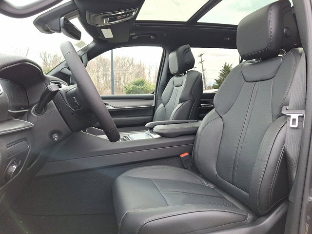 2026 Jeep Grand Wagoneer Upland