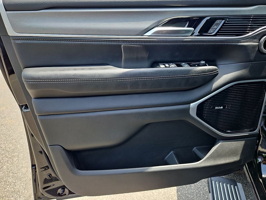 2026 Jeep Grand Wagoneer Limited Reserve