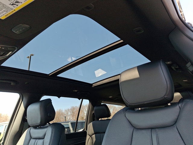 2026 Jeep Grand Wagoneer Limited Reserve