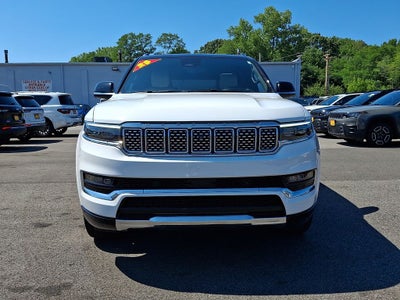 2025 Jeep Grand Wagoneer Base