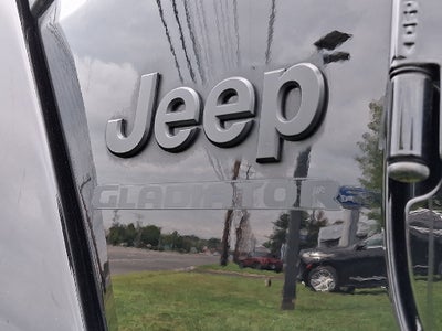 2022 Jeep Gladiator Willys