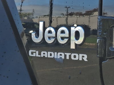2021 Jeep Gladiator Overland