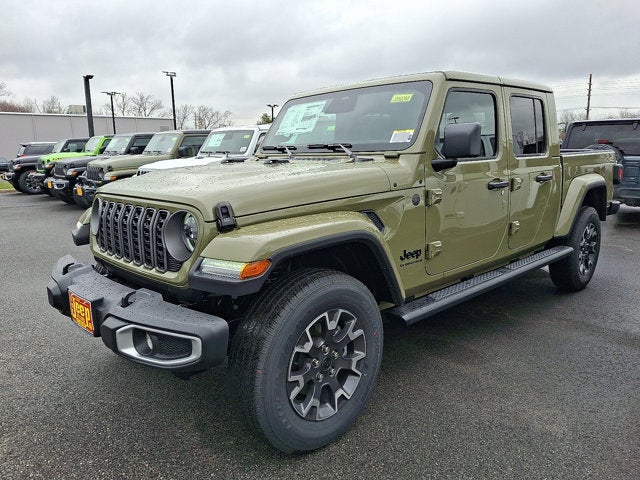 2026 Jeep Gladiator Sahara