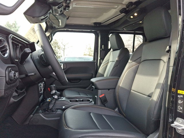 2026 Jeep Gladiator Sahara