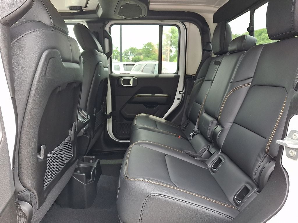 2026 Jeep Gladiator Sahara