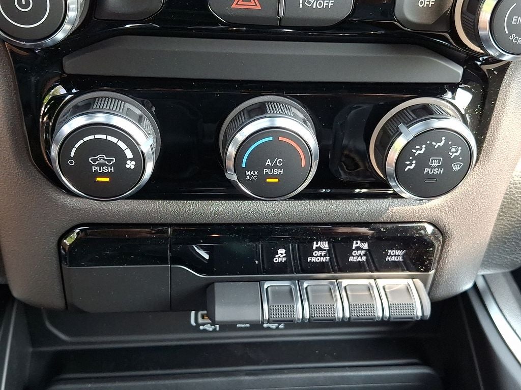 2026 RAM 1500 Express