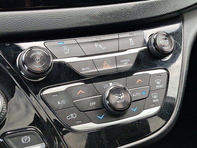 2018 Chrysler Pacifica Touring L Plus